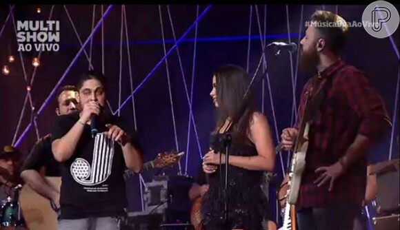 Anitta estreiou como apresentadora no 'Música Boa Ao Vivo' e cantou com a dupla Jorge & Matheus