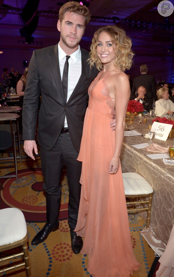 Liam Hemsworth e Miley Cyrus se conheceram em 2009 durante as filmagens do filme 'A Última Música'