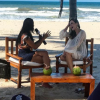 Ex-BBB16 Ana Paula toma champagne e promete: 'Vou encontrar meus fãs'. Vídeo!