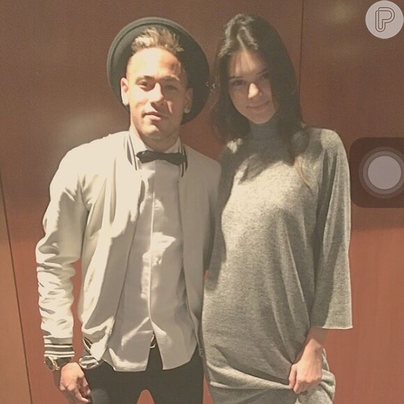 Neymar e Kendall Jenner; modelo que foi comparada à Bruna Marquezine quando o jogador postou a imagem