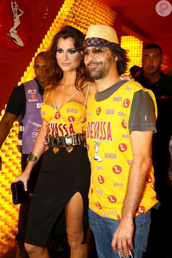 No carnaval de 2013, Alinne Moraes e Mauro Lima estiveram na Sapucaí, no camarote de uma cervejaria