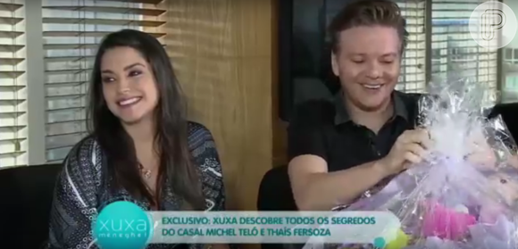 Michel Teló e Thais Fersoza conversaram com Xuxa no 'Programa Xuxa Meneghel' desta segunda-feira, 18 de abril de 2016