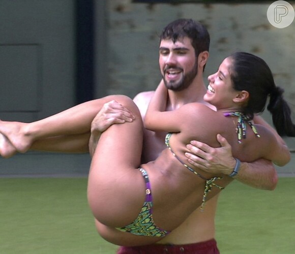 Fora da casa do 'BBB16', Juliano Laham não descarta um romance com Munik