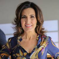 Fátima Bernardes comemora milésima edição do programa: 'E que venha 2 mil'