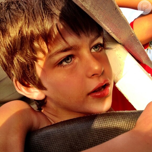 Lucas Fontana, filho de Henri Castelli e Isabelli Fontana, comemora 7 anos nesta quarta-feira, 23 de outubro de 2013