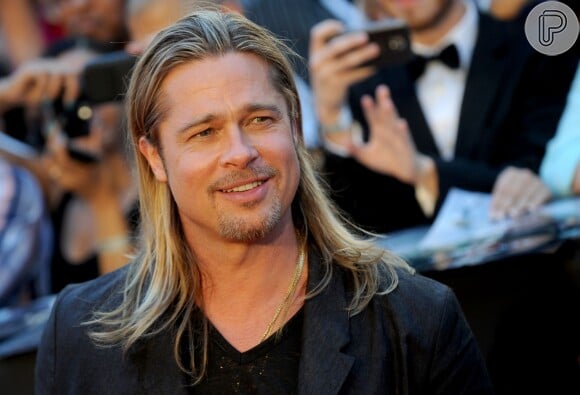 Brad Pitt não usa mais sabonete e desodorante. Em prol do meio ambiente, o ator está se lavando com uma combinação de limão, água e vinagre de cidra de maçã, segundo notícia publicada em 29 de outubro de 2013