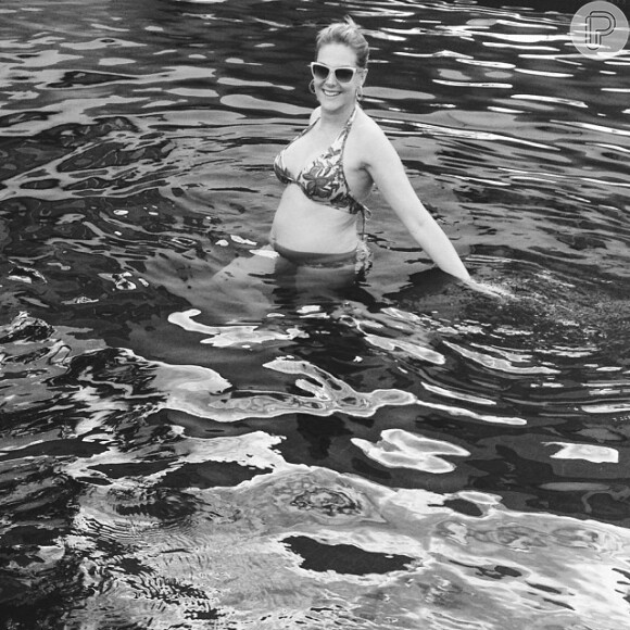 Ana Hickmann tem compartilhado fotos da gravidez com seus seguidores no Instagram