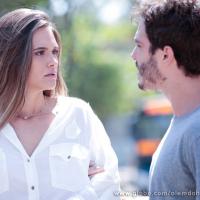 'Além do Horizonte': Lili (Juliana Paiva) e William se beijam após atropelamento