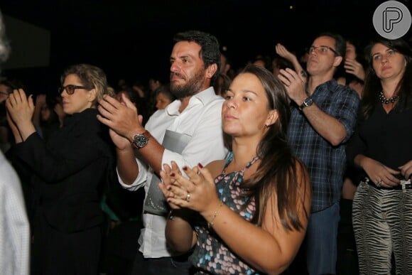 'Elis - A musical' também agradou Bárbara Paz, Rodrigo Lombardi e sua mulher, Beth Baumgarten