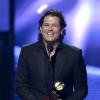 O colombiano Carlos Vives venceu o Grammy Latino de canção do ano, por 'Volví a Nacer'