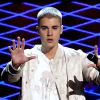 Justin Bieber mantém as contas de Facebook e Twitter, na qual após postagem foi processado por uma empresa e pode desembolsar de indenização mais de R$ 1.700 milhão