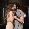 Luan Santana e Camila Queiroz trocam beijos em gravação do DVD '1971' nesta quinta-feira, dia 18 de agosto de 2016