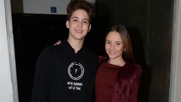 Larissa Manoela e João Guilherme Ávila curtem show de Luan Santana. Veja fotos!