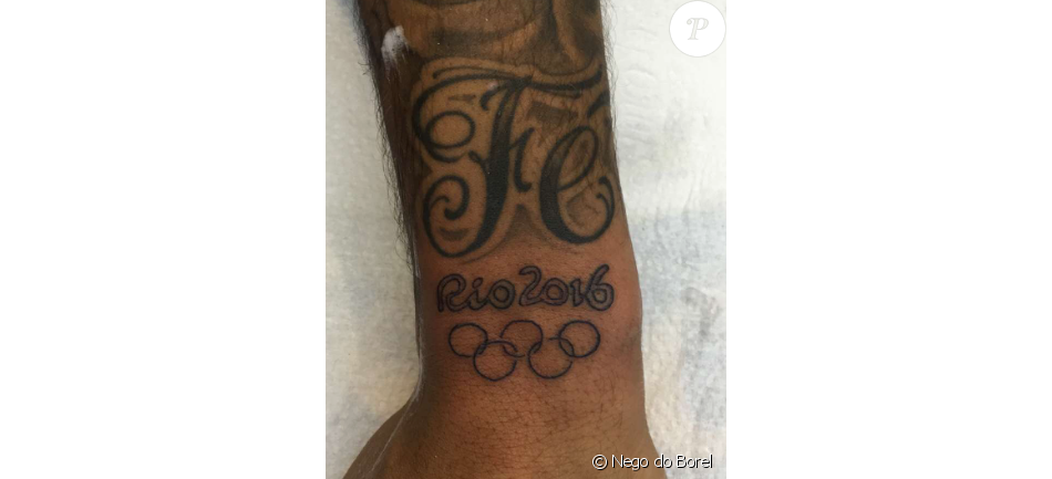 Neymar tatuou no punho a logomarca da Olimpíadas Rio 2016 ...