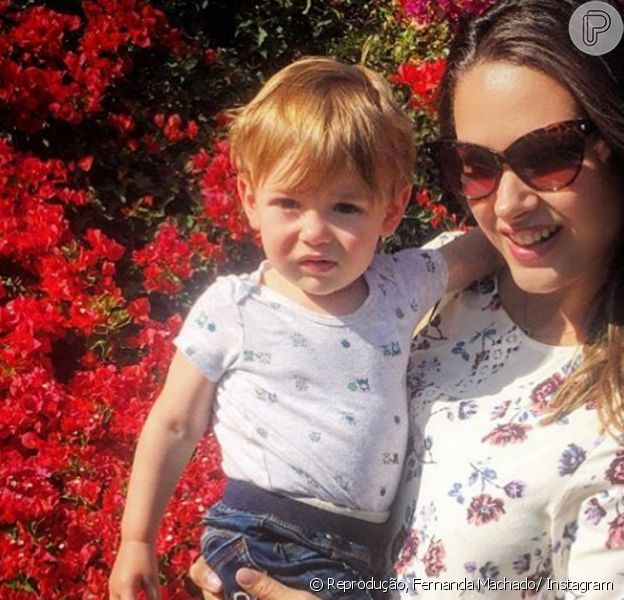 Fernanda Machado posa com o filho Lucca, de 1 ano e 2 meses, nesta segunda-feira, dia 22 de agosto de 206
