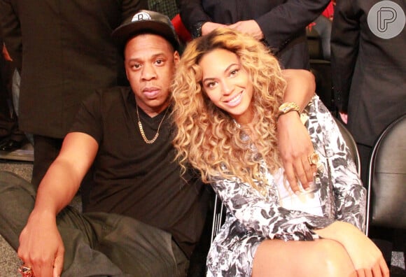 O rapper e a cantora Beyoncé se tornaram o primeiro casal bilionário da indústria fonográfica
