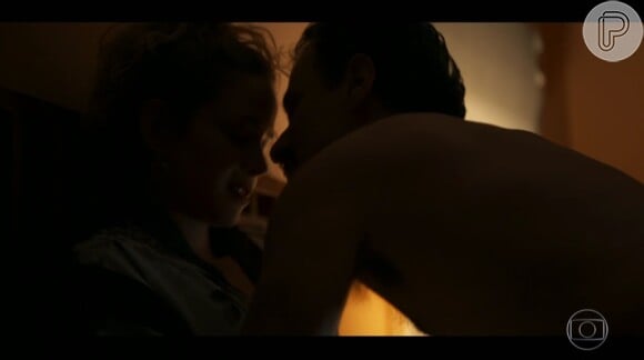 Kellen (Leandra Leal) e Douglas (Enrique Diaz) se beijaram em sequência quente da série 'Justiça'