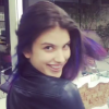 Giovanna Grigio corta o cabelo e faz mechas coloridas para filme