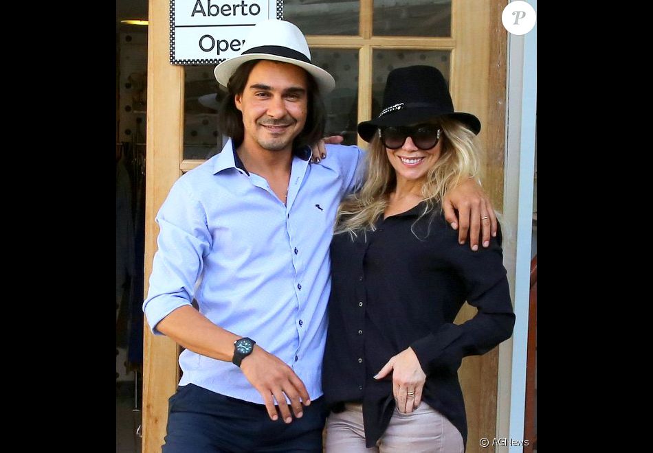 Danielle Winits e André Gonçalves são fotografados com aliança na mão esquerda Purepeople