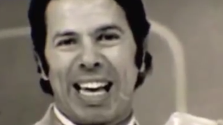 Filho de Renato Russo tira do ar paródia de Silvio Santos com 'Faroeste Caboclo'