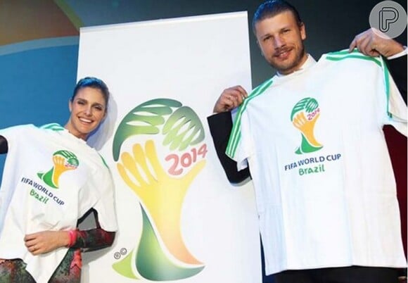 Escolha de Fernanda Lima e Rodrigo Hilbert para sorteio da Copa do Mundo será investigada (03 de dezembro de 2013)