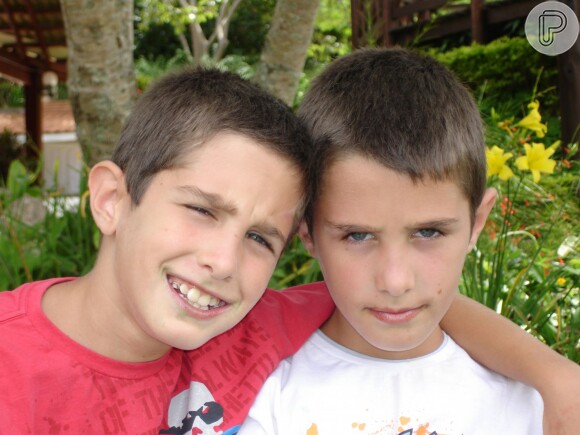Aos 7 anos, Bruno e Tiago Guimarães foram morar em São José dos Campos, no interior de São Paulo