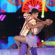  Felipe Simas e Carol Agnelo dançam ao som de 'Jogo de Cintura' 