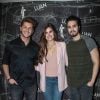 Recentemente, Camila Queiroz assumiu namoro com o ator Klebber Toledo, com quem foi acompanhada ao show de Luan Santana, em São Paulo
