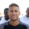 Neymar havia anunciado sua estreia como cantor no final de semana