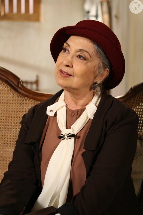 A atriz em 'Desejo Proibido' de 2007. A telenovela marcou a última participação do ator Luiz Carlos Tourinho, que faleceu durante as gravações