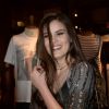 Camila Queiroz aposta em look estiloso para evento em São Paulo nesta quinta-feira, dia 29 de setembro de 2016