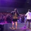 Daniel empolga o público de Florianópolis e dança com sua filha Lara no palco