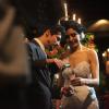 Já casados, Letícia e Fernando brindam a união com os convidados