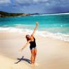O casal está em Saint Barths, no Caribe. 'Último dia no paraíso', escreveu Sophia Mattar, namorada de Alexandre Pato na legenda da foto postada em seu Instagram, em 18 de dezembro de 2013