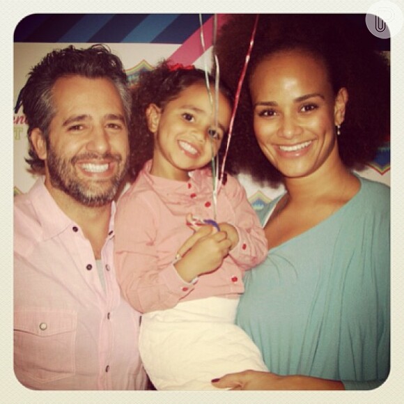 Luciana Mello e Ike Levy são pais de Nina, de 4 anos