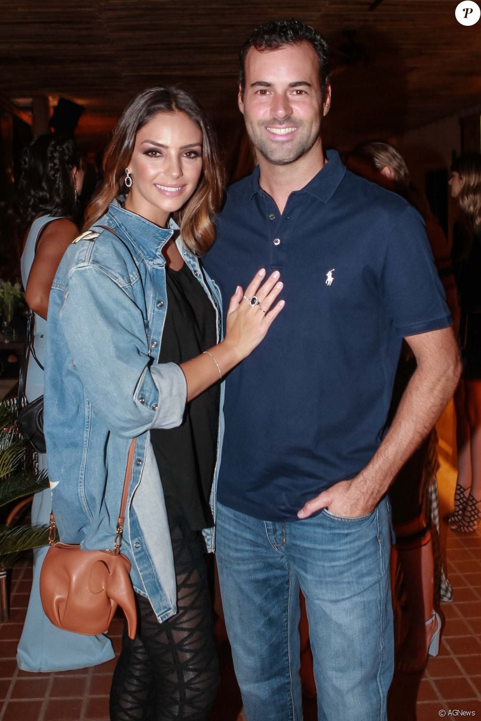 Carol Celico assume relação e prestigia evento com noivo, Eduardo ...