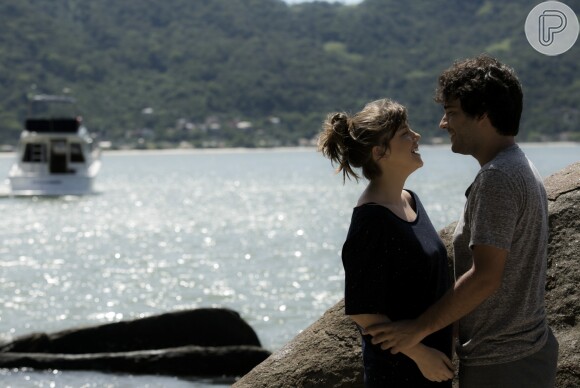 Isabela (Alice Wegmann) vai culpar Tiago (Humberto Carrão) por seu atentado em 'A Lei do Amor'