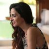 Loretta (Claudia Ohana) volta ao Brasil e chega na casa da família De Angeli, no capítulo que vai ao ar na segunda-feira, dia 05 de dezembro de 2016, na novela 'Sol Nascente'
