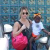 Giovanna Ewbank brinca com a filha e mostra em vídeo postado na web