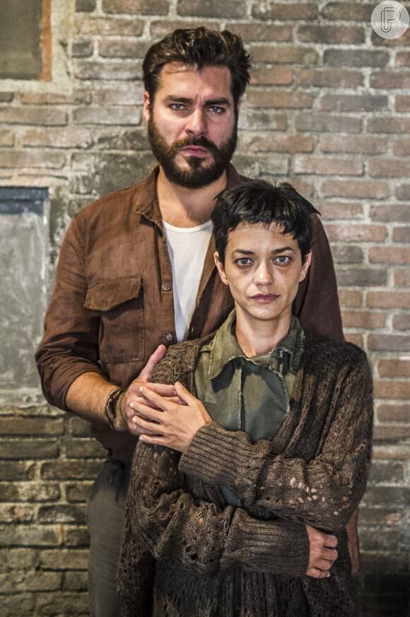 Gaia (Ana Cecília Costa) e Toni (Thiago Lacerda) finalmente encontram o seu filho perdido, em 'Joia Rara'