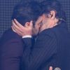 Marcelo Serrado e Marcos Veras deram beijo de protesto no palco do prêmio 'Men Of The Year', da revista 'GQ', nesta quinta-feira, 1º de dezembro de 2016
