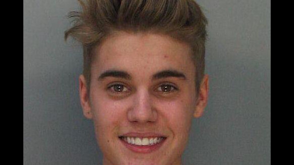 Justin Bieber é detido novamente sob acusação de agressão