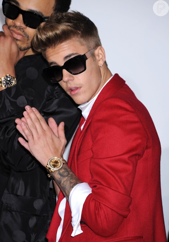 Justin Bieber se entregou em uma delegacia em Toronto (Canadá) na noite desta quarta-feira, 29 de janeiro de 2014