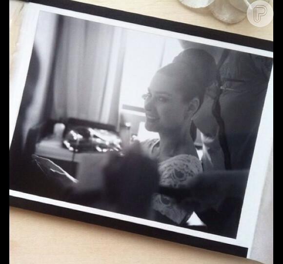Fernanda Machado posta foto de casamento; atriz selou união com o empresário Robert Riskin no dia 2 de fevereiro de 2014