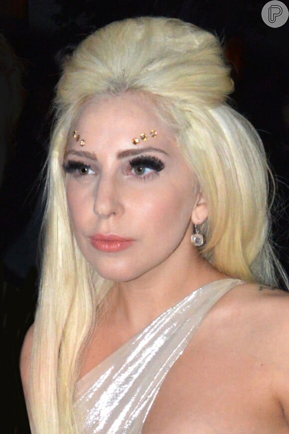 Lady Gaga assistiu a apresentação de Britney Spears no último domingo, 4 de fevereiro de 2014