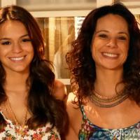 'Em Família': Bruna Marquezine e Vanessa Gerbelli comemoram reencontro na TV