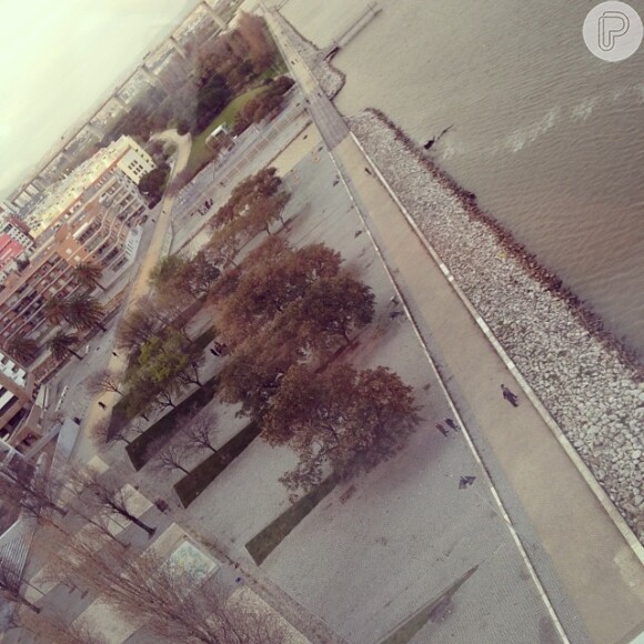 Anitta posta foto da paisagem de Portugal em seu Instagram