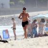 Paula Morais, noiva de Ronaldo, exibe boa forma de biquíni na praia do Leblon, Zona Sul do Rio de Janeiro, nesta terça-feira, 18 de fevereiro de 2014