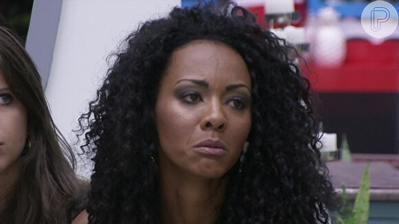 Aline Mattos sai da disputa do 'Big Brother Brasil 13'