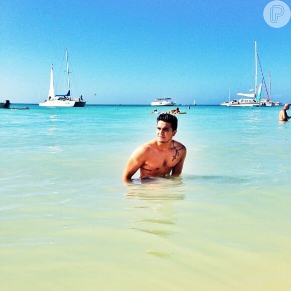 Em janeiro, Luan Santana curtiu suas férias no Caribe